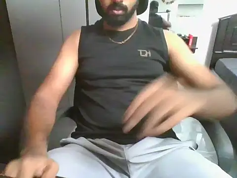 Snapshot of lovelyakash69 chatting on 29, 4, 2026 lovelyakash69 online show from 29, 4, 2026
