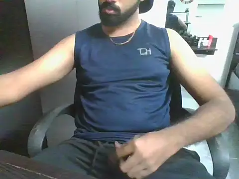 Snapshot of lovelyakash69 chatting on 7, 6, 2026 lovelyakash69 online show from 7, 6, 2026
