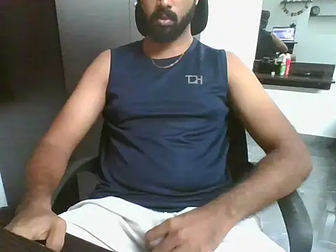 Snapshot of lovelyakash69 chatting on 13, 7, 2026 lovelyakash69 online show from 13, 7, 2026