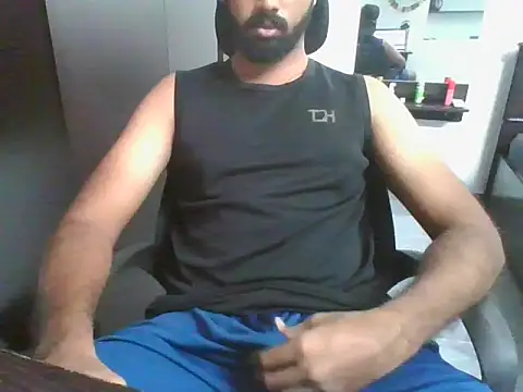 Snapshot of lovelyakash69 chatting on 23, 7, 2026 lovelyakash69 online show from 23, 7, 2026
