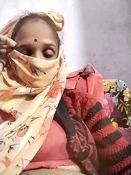 Snapshot of Soniy-Maax chatting on 16, 11, 2025 Soniy-Maax online show from 16, 11, 2025