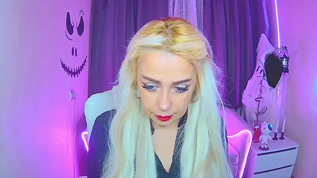 KatrinaCharm online show from 2, 11, 2025