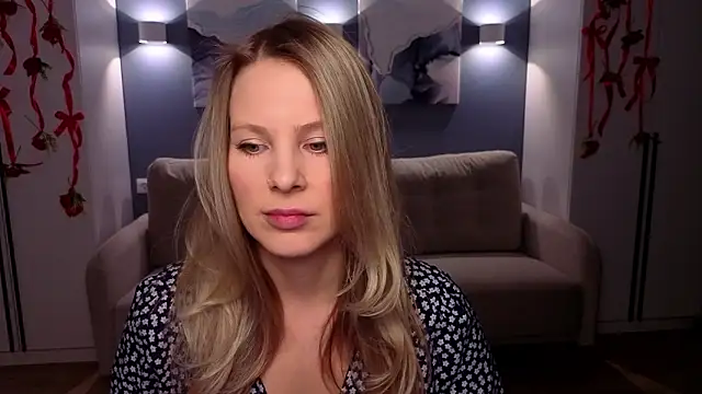 MelanieBennett online show from 18, 2, 2026