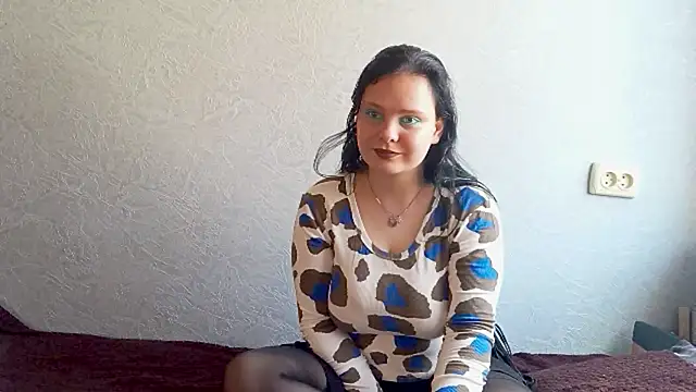 Snapshot of SweetPiggyx chatting on 2, 6, 2026 SweetPiggyx online show from 2, 6, 2026