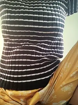 Desi Bhabi 01 online show from 4, 12, 2025