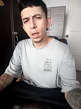 Snapshot of Chris__Jones chatting on 19, 10, 2025 Chris Jones online show from 19, 10, 2025