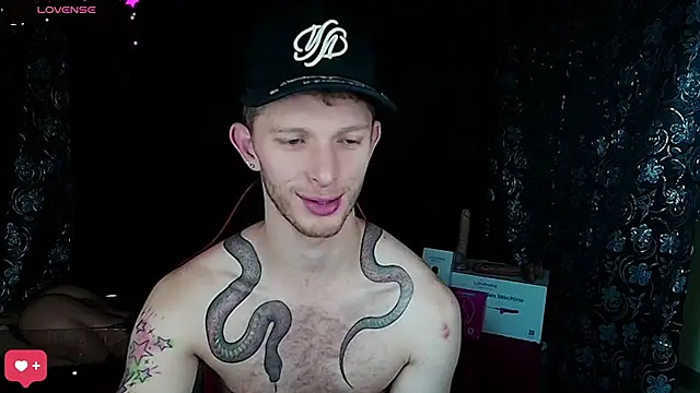 Snapshot of andrewxbi chatting on 21, 2, 2026 andrewxbi online show from 21, 2, 2026