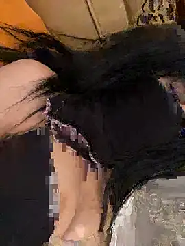 QueenLujaine online show from 19, 4, 2026