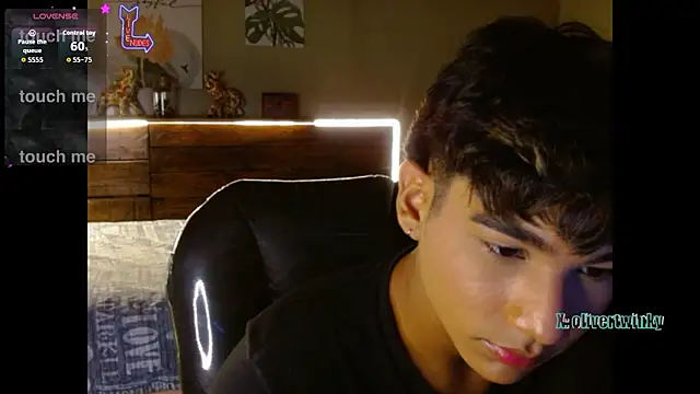 Snapshot of OliverTwinky chatting on 20, 2, 2026 OliverTwinky online show from 20, 2, 2026