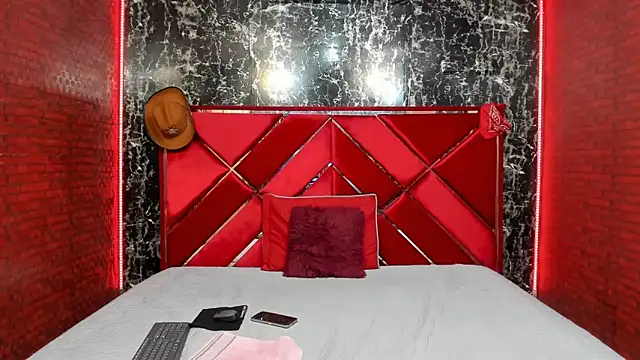 Snapshot of WALESKABBW_ASS chatting on 22, 11, 2025 WALESKABBW ASS online show from 22, 11, 2025