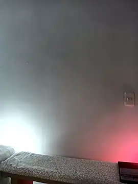 Snapshot of Alicia_Montess chatting on 17, 9, 2025 Alicia Montess online show from 17, 9, 2025