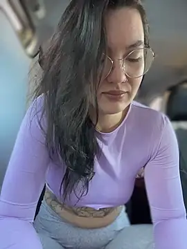 Snapshot of MeekyRich chatting on 3, 2, 2026 MeekyRich online show from 3, 2, 2026