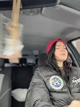 Snapshot of MeekyRich chatting on 12, 2, 2026 MeekyRich online show from 12, 2, 2026