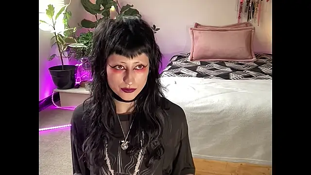 ELENA UMBRA online show from 15, 12, 2025