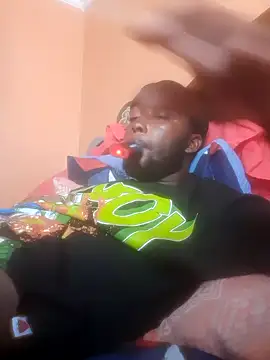 Snapshot of RearApiary chatting on 15, 12, 2025 RearApiary online show from 15, 12, 2025