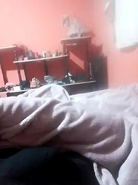 Snapshot of luuiss12 chatting on 11, 2, 2026 luuiss12 online show from 11, 2, 2026