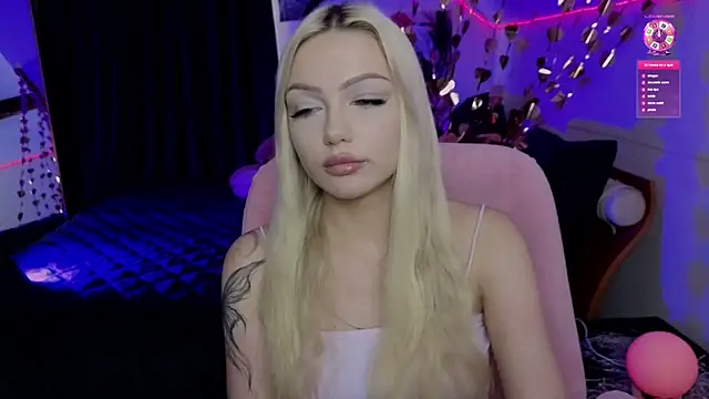 Snapshot of LinaLirian chatting on 29, 6, 2026 LinaLirian online show from 29, 6, 2026