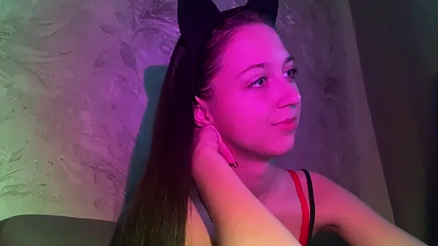 Snapshot of YourTemptation_ chatting on 5, 12, 2025 YourTemptation online show from 5, 12, 2025