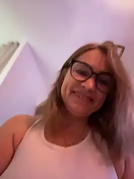 O-Eva online show from 7, 3, 2026