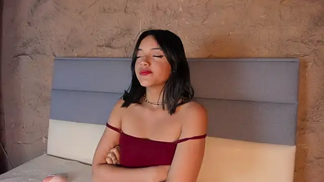 Victoriaa2 Doll online show from 9, 11, 2025