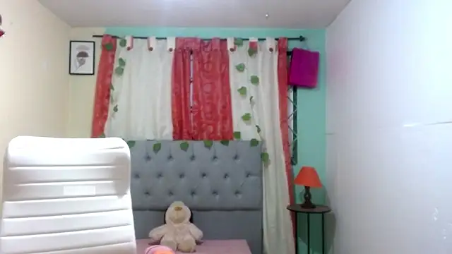 vale miel online show from 8, 9, 2025