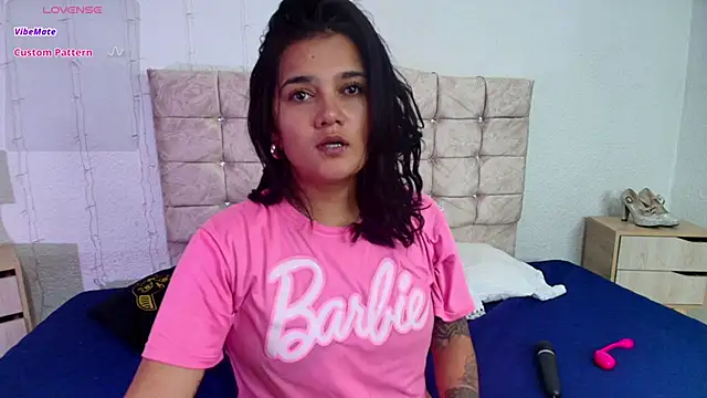 mia traveluxe online show from 2, 12, 2025