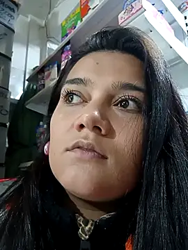 mia traveluxe online show from 5, 12, 2025