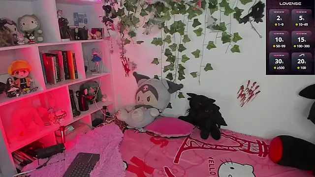 sarahminage  online show from 20, 11, 2025