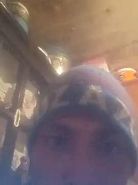 Snapshot of ConfidedAward chatting on 1, 2, 2026 ConfidedAward online show from 1, 2, 2026