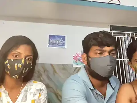 Snapshot of Tamil_india_couples_ chatting on 2, 5, 2026 Tamil india couples online show from 2, 5, 2026