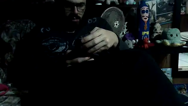 Snapshot of Angelsordemons6 chatting on 5, 1, 2026 Angelsordemons6 online show from 5, 1, 2026