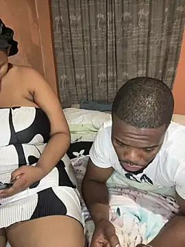 Snapshot of naughty_thick chatting on 28, 10, 2025 naughty thick online show from 28, 10, 2025