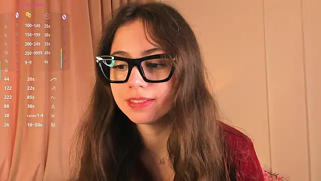 Snapshot of JulianaChapel chatting on 13, 9, 2025 JulianaChapel online show from 13, 9, 2025