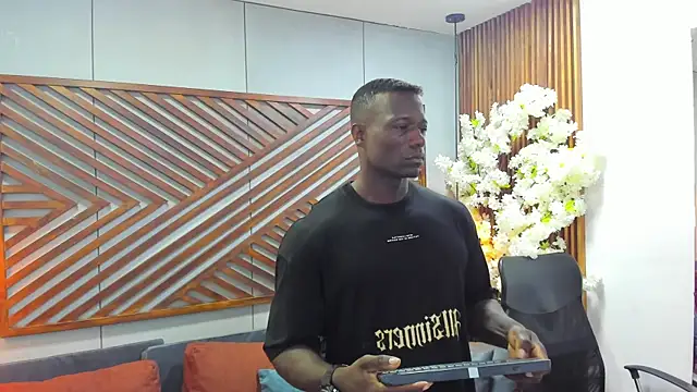 MarcusBlack  online show from 24, 11, 2025