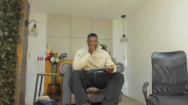 Snapshot of MarcusBlack_ chatting on 3, 8, 2026 MarcusBlack online show from 3, 8, 2026