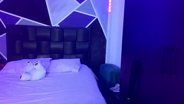 jazminslut online show from 18, 3, 2026