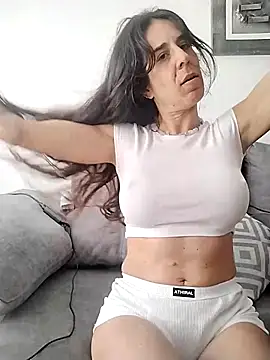 agustinalatina online show from 5, 2, 2026