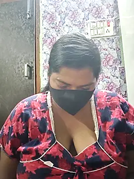 Liyaa 24 online show from 7, 4, 2026