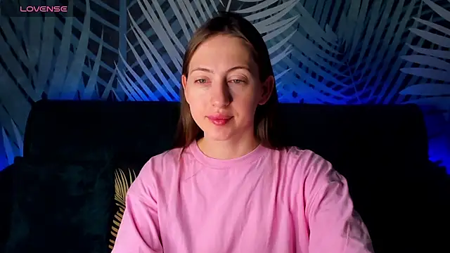 ChristyCrayme online show from 16, 12, 2025