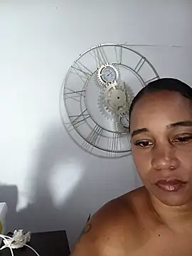 Snapshot of EbonyHorrny chatting on 8, 5, 2026 EbonyHorrny online show from 8, 5, 2026