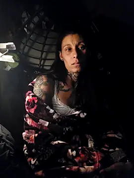 Snapshot of DarkAngelz1 chatting on 20, 11, 2025 DarkAngelz1 online show from 20, 11, 2025