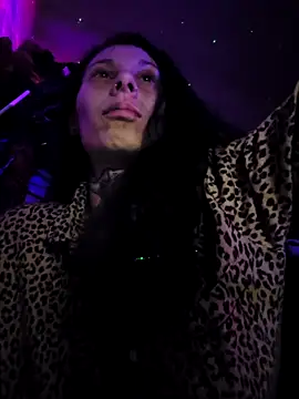 Snapshot of DarkAngelz1 chatting on 5, 12, 2025 DarkAngelz1 online show from 5, 12, 2025