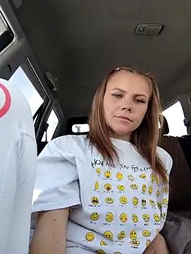 Snapshot of YOURLIKAA chatting on 28, 2, 2026 YOURLIKAA online show from 28, 2, 2026