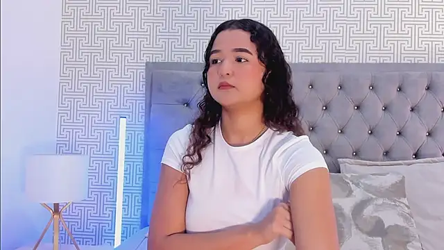 Snapshot of Evaa_Lunna_ chatting on 16, 4, 2026 Evaa Lunna online show from 16, 4, 2026