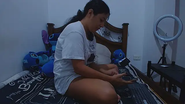 Snapshot of Aria_Arthur chatting on 30, 9, 2025 Aria Arthur online show from 30, 9, 2025