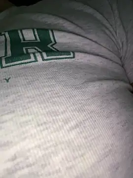 Snapshot of Ninazhang chatting on 23, 12, 2025 Ninazhang online show from 23, 12, 2025