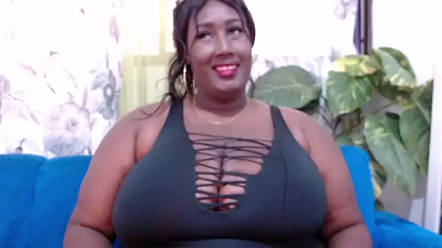Snapshot of desirewilliam chatting on 19, 6, 2026 desirewilliam online show from 19, 6, 2026