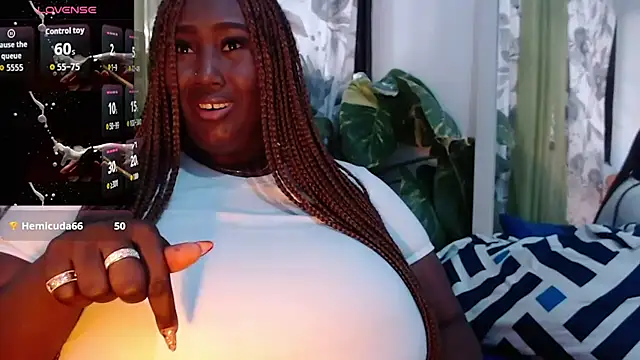 Snapshot of desirewilliam chatting on 4, 7, 2026 desirewilliam online show from 4, 7, 2026