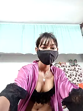 Snapshot of HOT_SHRII chatting on 18, 10, 2025 HOT SHRII online show from 18, 10, 2025