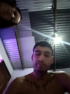 love birds 69 online show from 16, 12, 2025